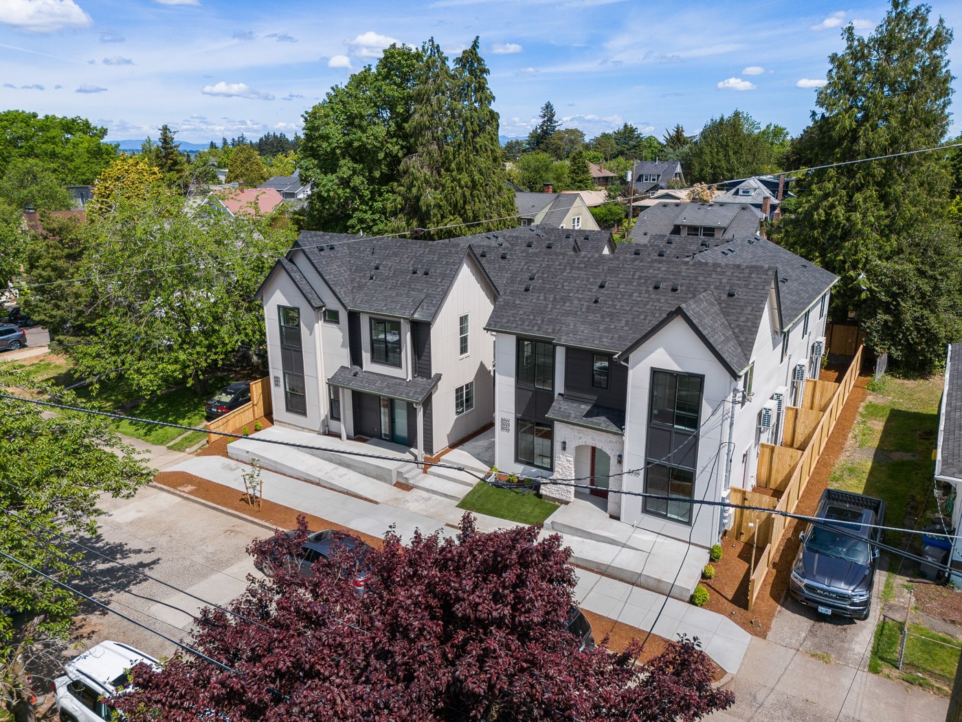 14th Ave photo 15