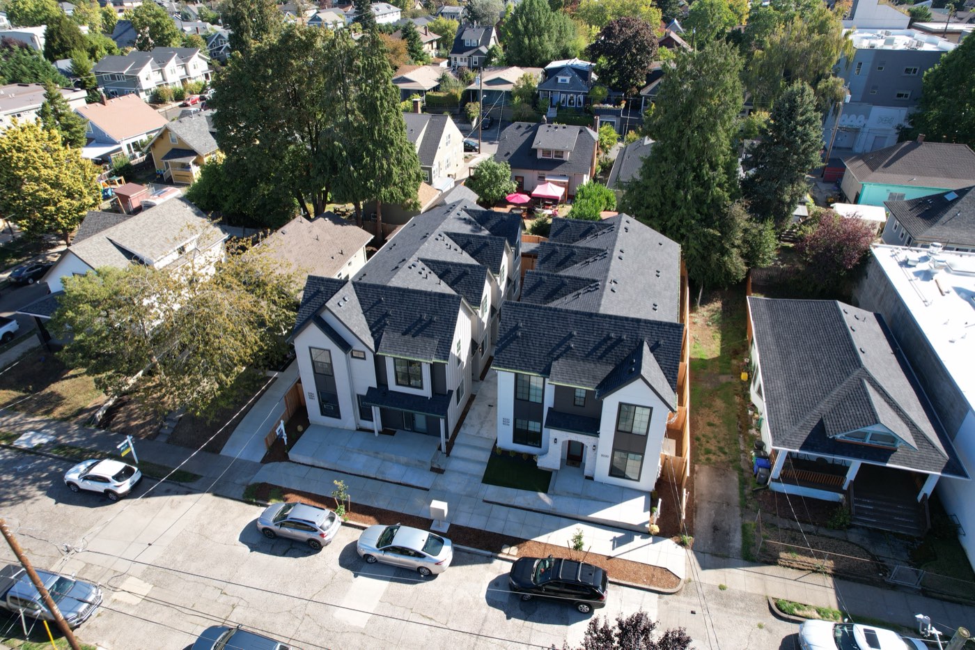 14th Ave photo 23